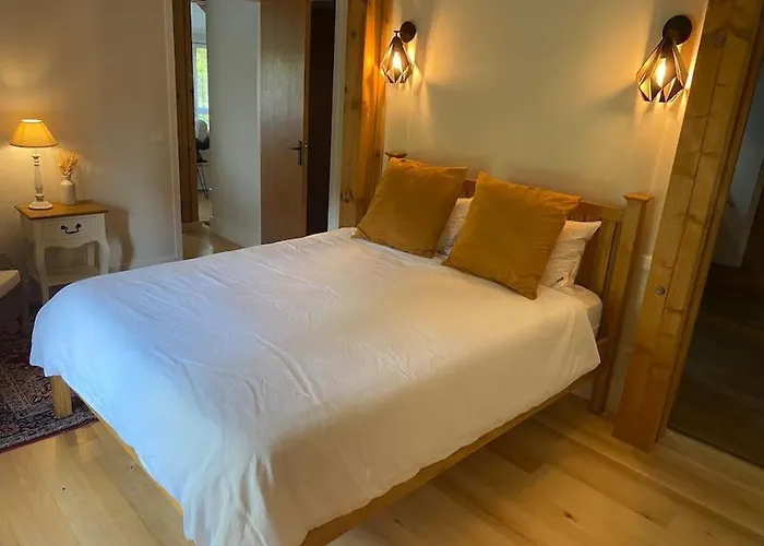 Le Noyer Sur Lot 度假居 *